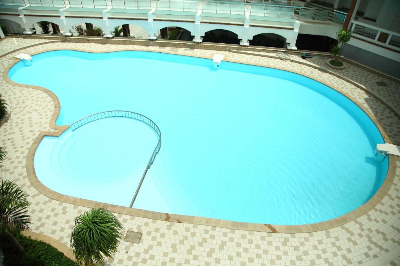 Prakruti Resort ヴァドーダラー エクステリア 写真