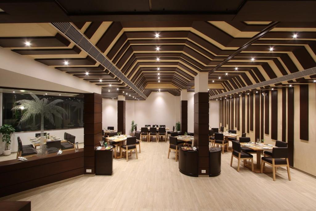Prakruti Resort ヴァドーダラー エクステリア 写真