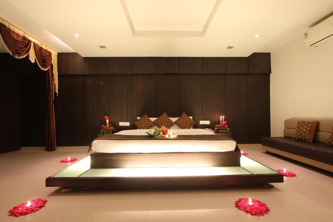Prakruti Resort ヴァドーダラー エクステリア 写真